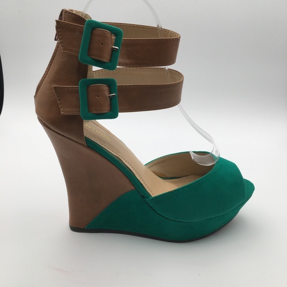 BERTINNI Suede Platform Sandals - Picture 2 of 8